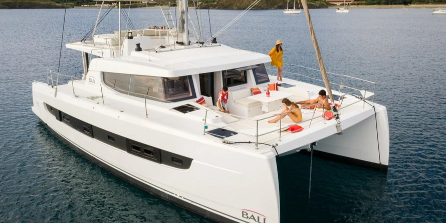 Bali 4.8 - 5 + 1 cab