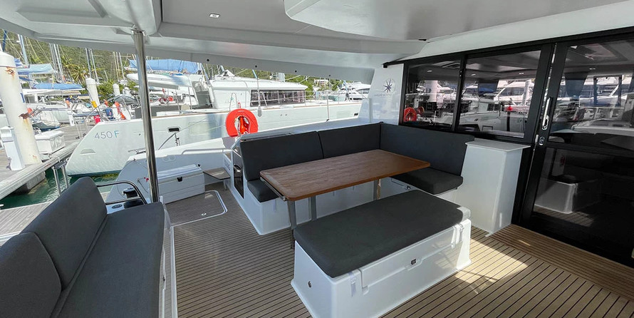 Fountaine Pajot - Tanna 47 - 5 + 1 cab.