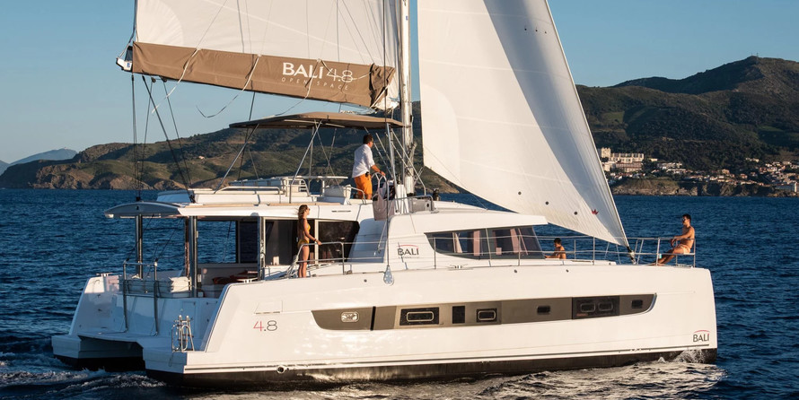 Bali 4.8 - 6 cab.
