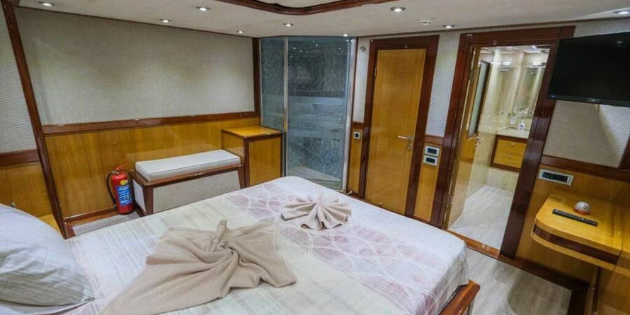 Ladjedelnica piran wooden sailing passenger ship