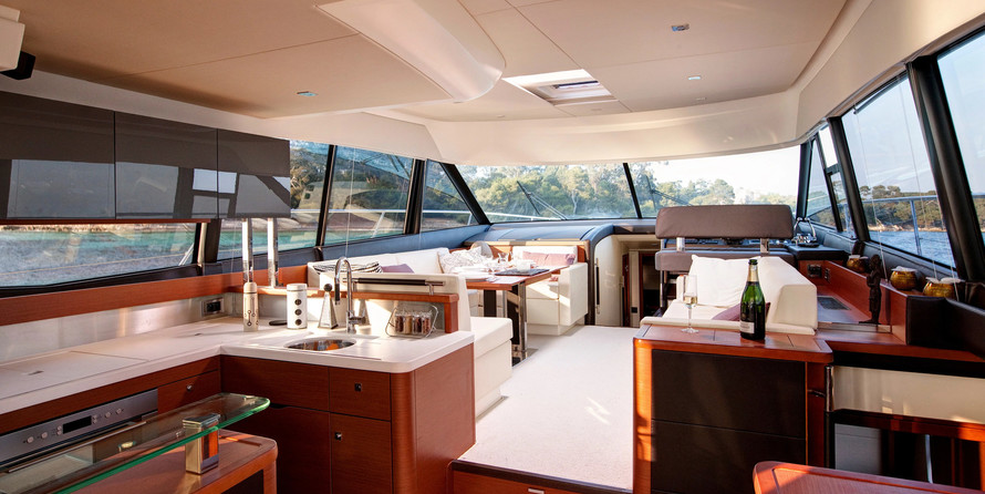 Prestige 550 Fly