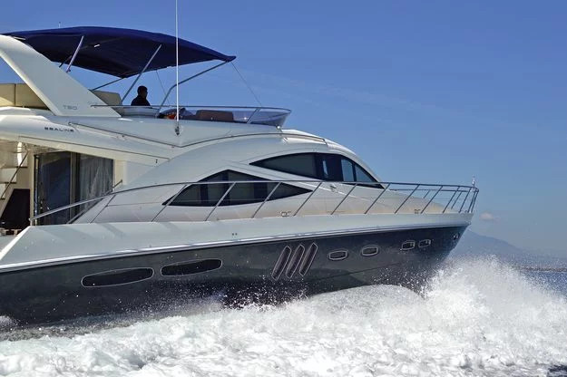 Sealine T60