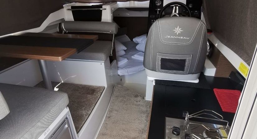 Jeanneau Merry Fisher 795