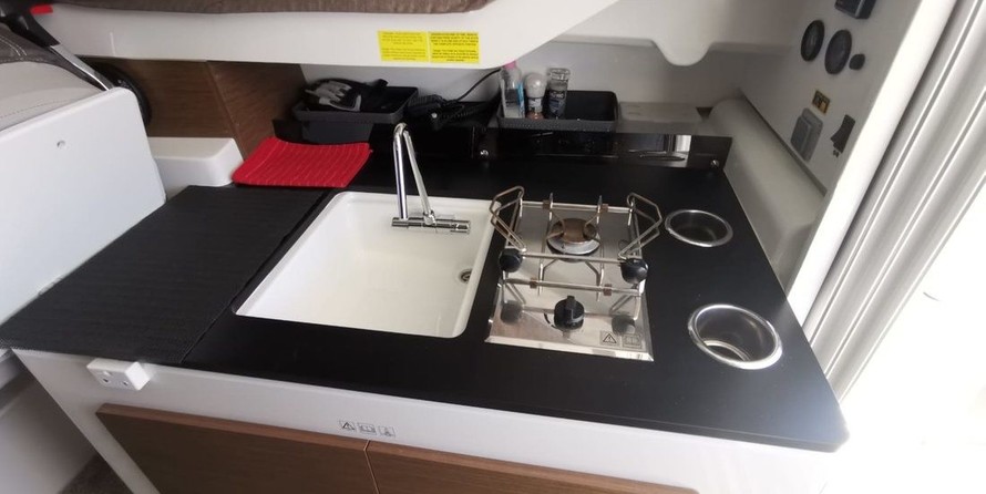 Jeanneau Merry Fisher 795