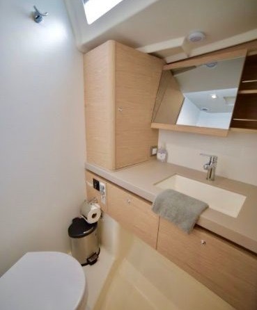 Beneteau Oceanis 51.1