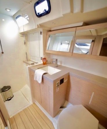Beneteau Oceanis 51.1