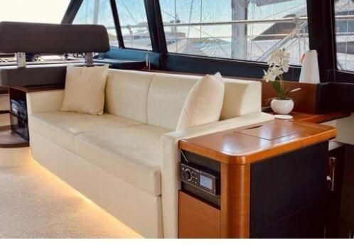 Prestige 550 Fly