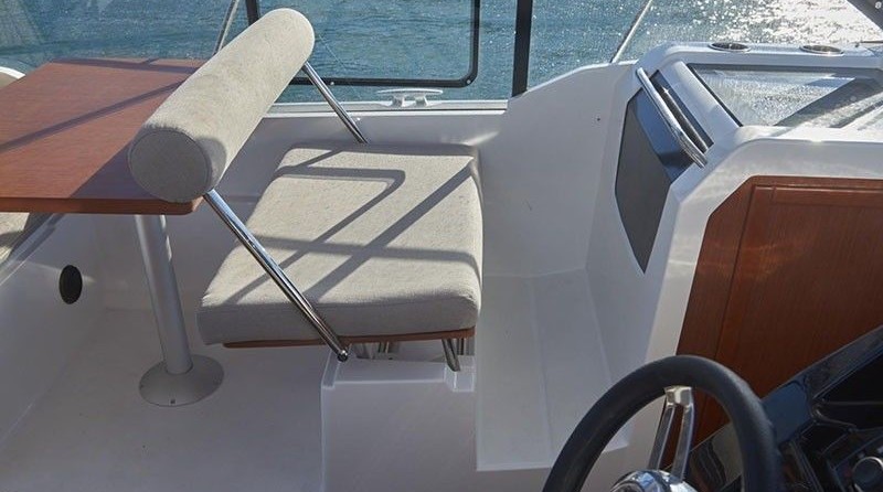 Jeanneau Merry Fisher 895