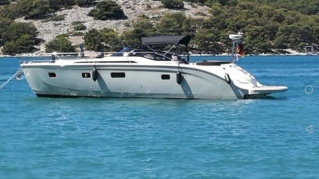 Bavaria Deep Blue 46