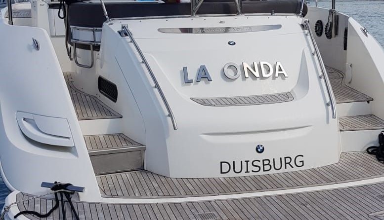 Bavaria Deep Blue 46