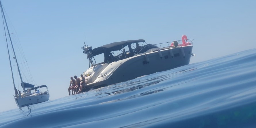 Bavaria Deep Blue 46