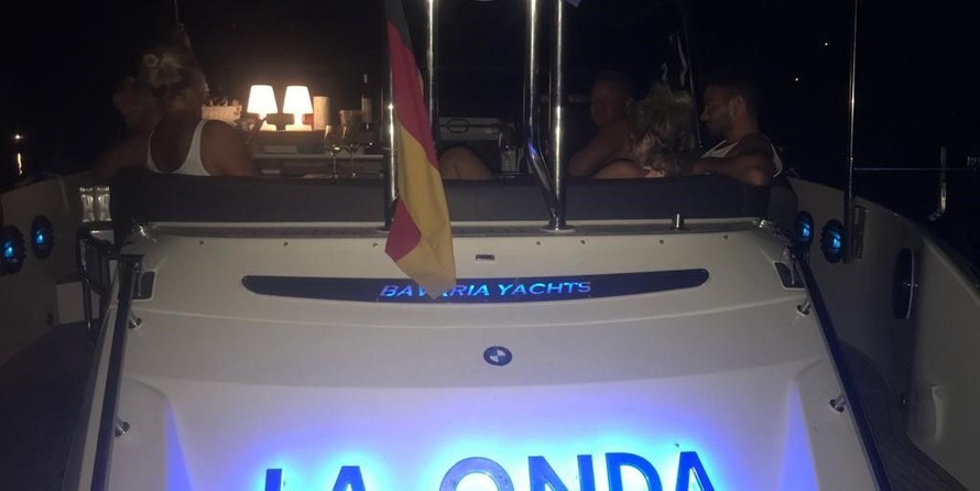 Bavaria Deep Blue 46