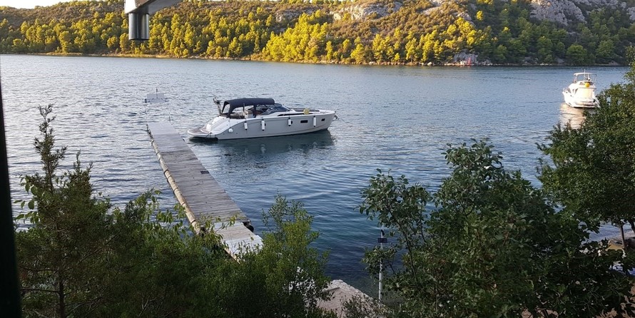 Bavaria Deep Blue 46