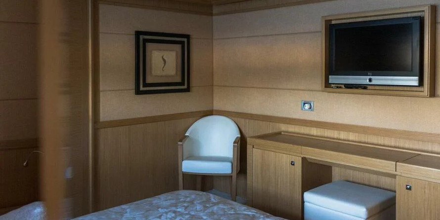 Custom Line Navetta 26 Crescendo