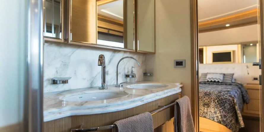 Custom Line Navetta 26 Crescendo