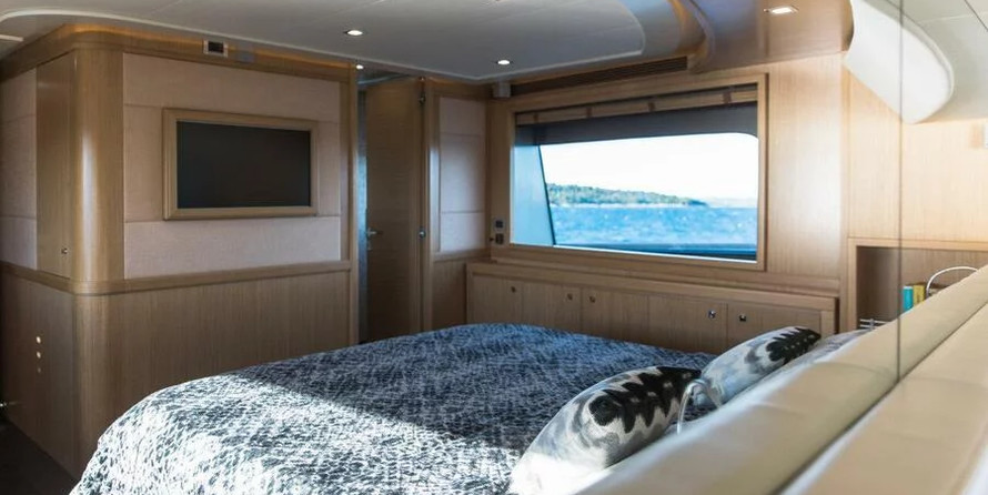 Custom Line Navetta 26 Crescendo