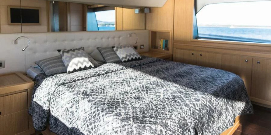 Custom Line Navetta 26 Crescendo