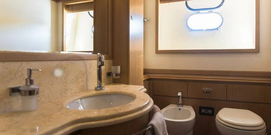 Custom Line Navetta 26 Crescendo