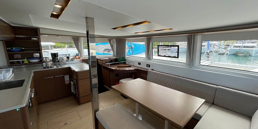 Lagoon 46