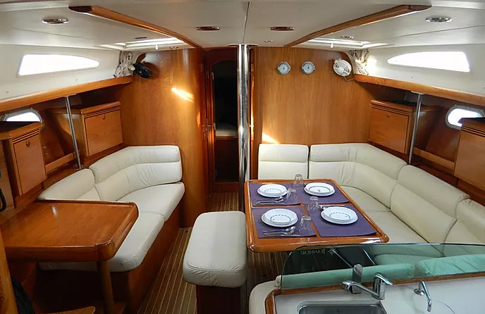 Jeanneau Sun Odyssey 43