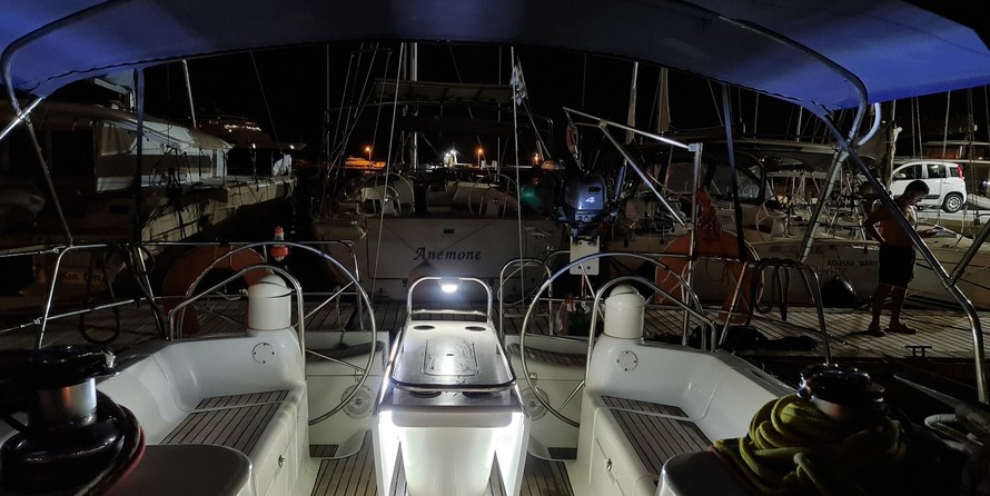 Jeanneau Sun Odyssey 43