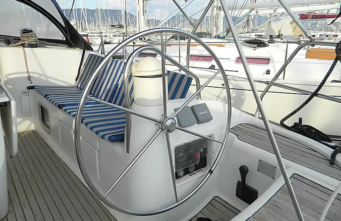 Jeanneau Sun Odyssey 43