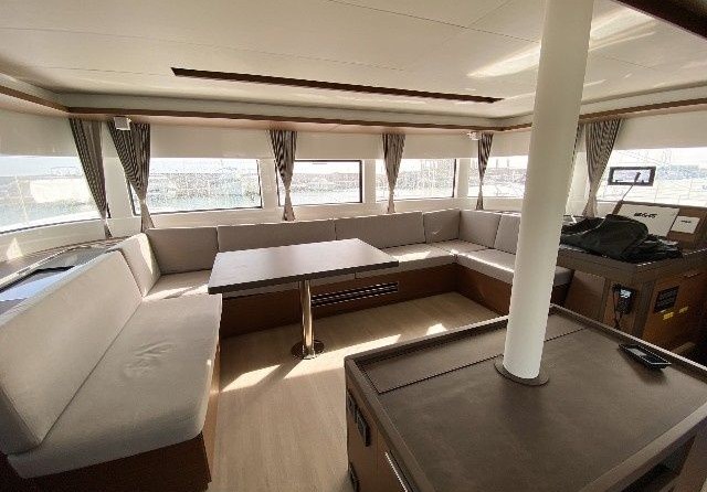 Lagoon 50