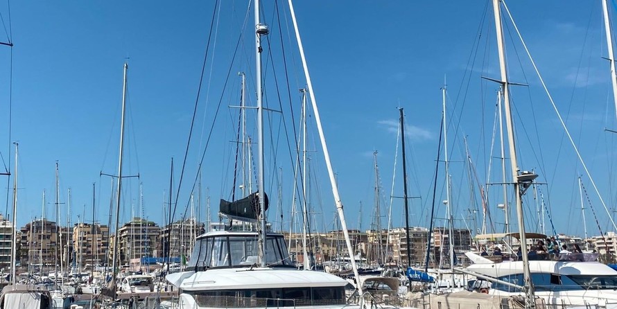 Lagoon 50