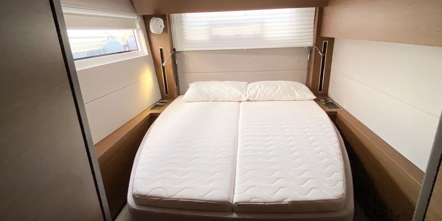 Lagoon 50