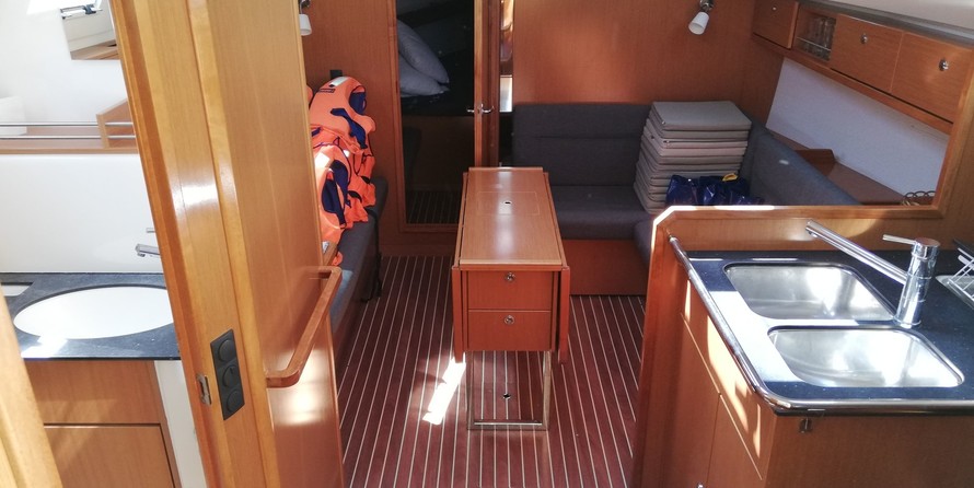 Bavaria Cruiser 36