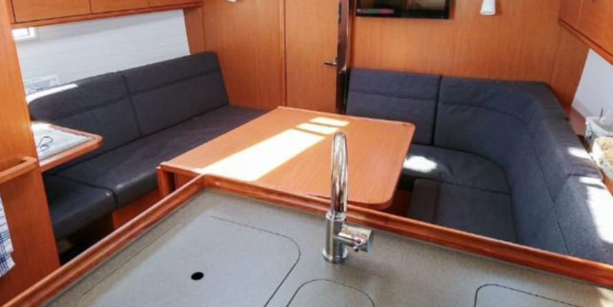 Bavaria 37 Cruiser