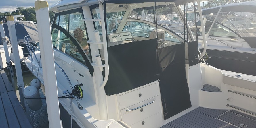 Boston Whaler 315 Conquest