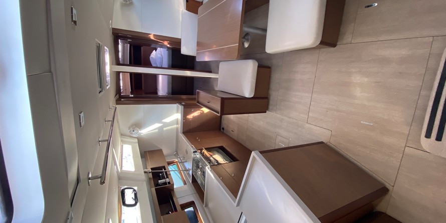 Beneteau Oceanis 46.1