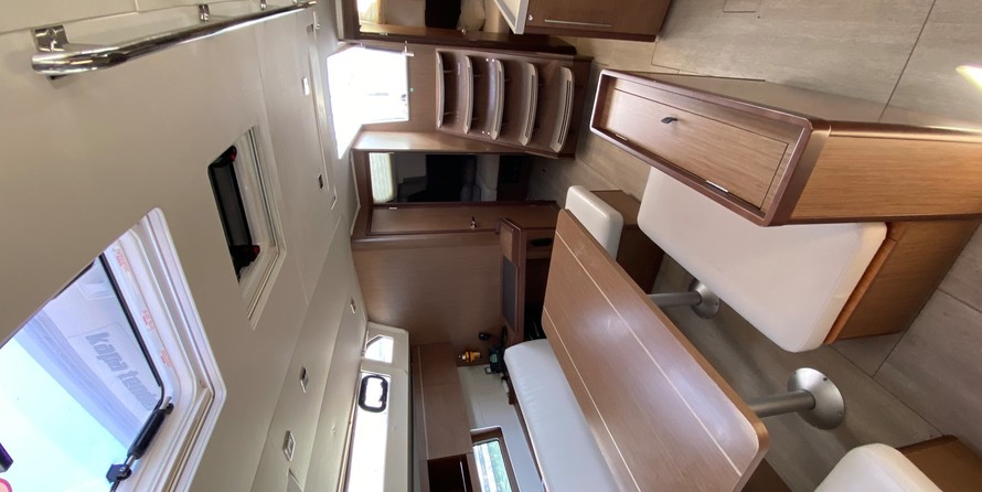 Beneteau Oceanis 46.1