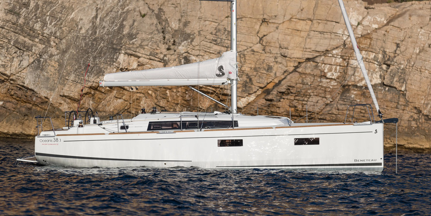 Beneteau Oceanis 38.1