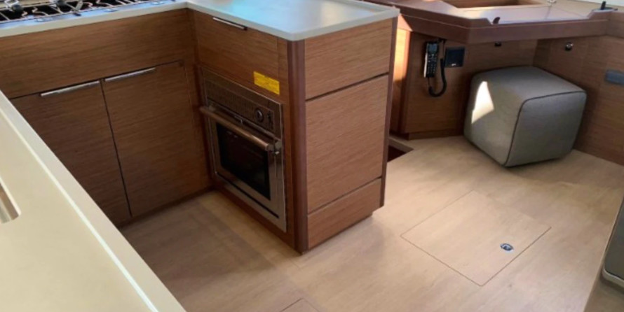 Lagoon 46