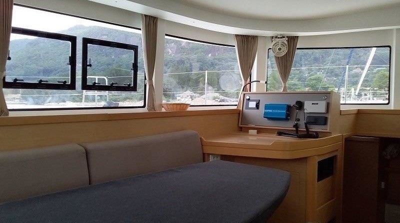 Lagoon 42