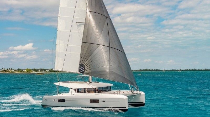 Lagoon 42