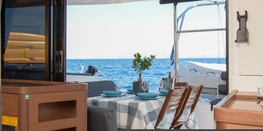 Lagoon 42