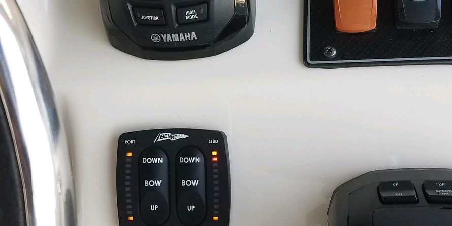 Grady-White Canyon 336