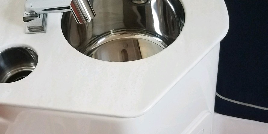 Grady-White Canyon 336