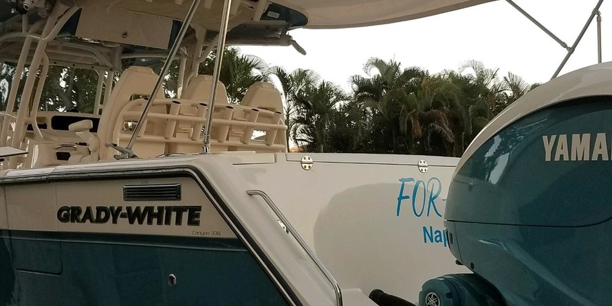 Grady-White Canyon 336