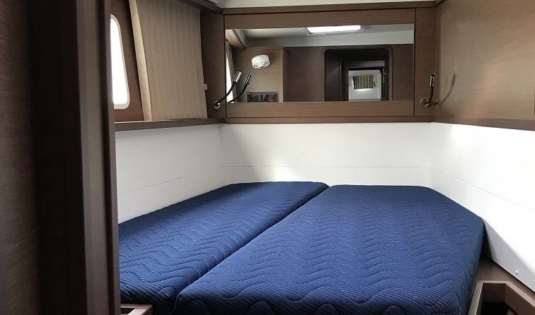 Lagoon 450 S