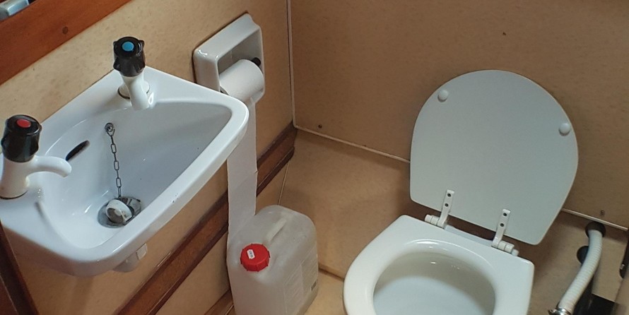 1999 27 hike built aluminum patrol boat w/ trailer