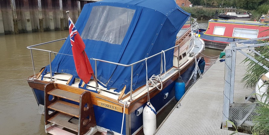 1999 27 hike built aluminum patrol boat w/ trailer