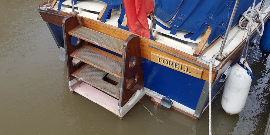 1999 27 hike built aluminum patrol boat w/ trailer