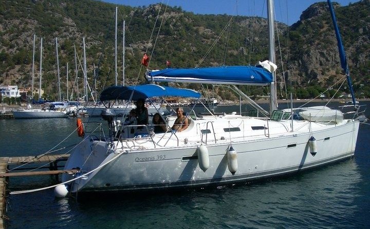 Beneteau Oceanis 393