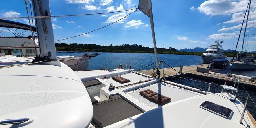 Lagoon 450 F