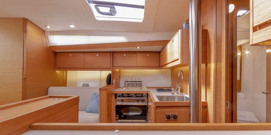 Dufour 430