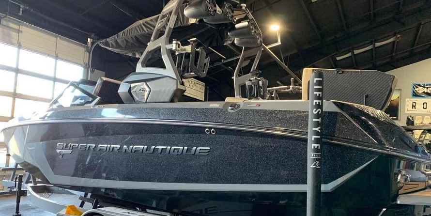 Super Air Nautique G23